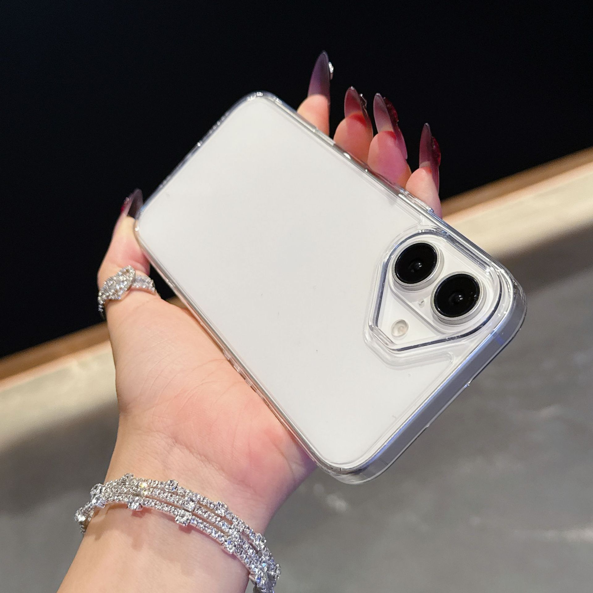 Bayer material is applicable to the new transparent two-in-one mobile phone case for iPhone 15, hard case, simple protective cover material for iPhone 16 Pro