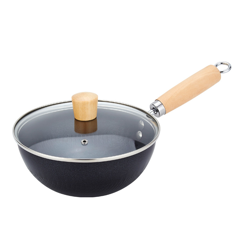 Mini small iron wok, suitable for home use as a baby food cooker. It's a Japanese-style non-coated non-stick small flat-bottomed wok, universal for induction cookers, designed for single-person meals.