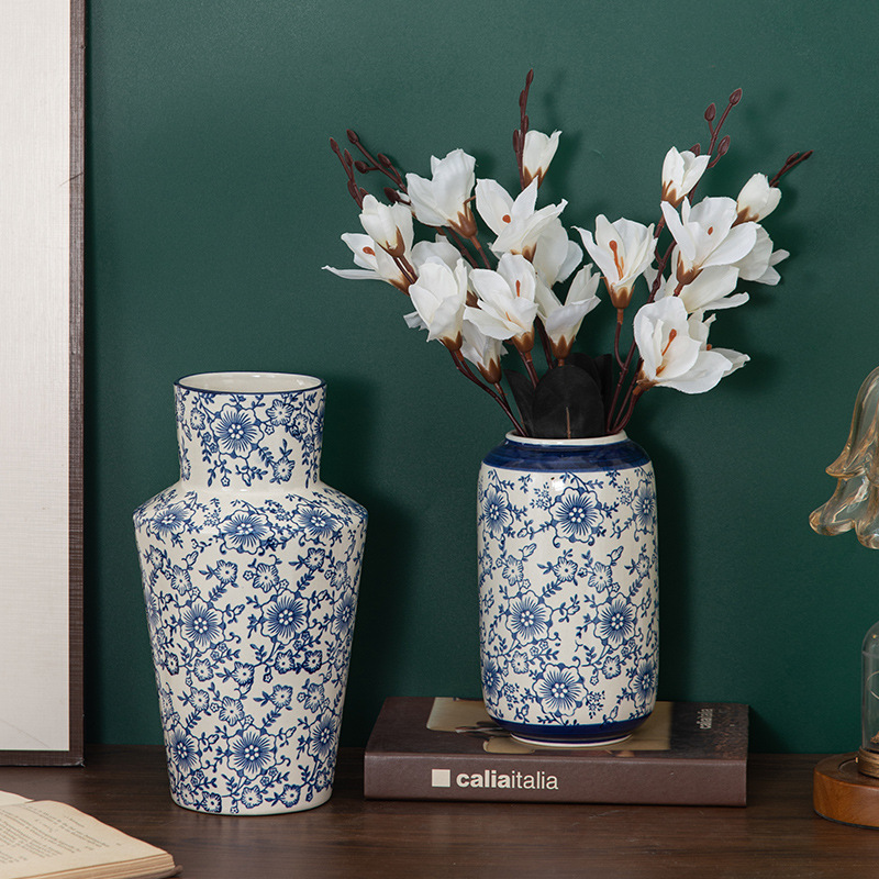 Retro blue and white porcelain vase for flower arrangements, suitable for living room or entryway decoration